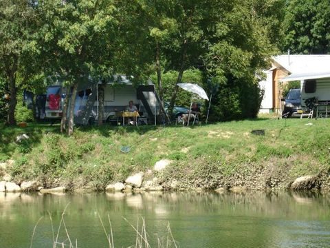 Flower Camping les 3 Ours - Camping Jura - Image N°33