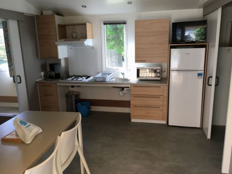 MOBILE HOME 4 people - PMR - 2 BEDROOMS - 4 PEOPLE