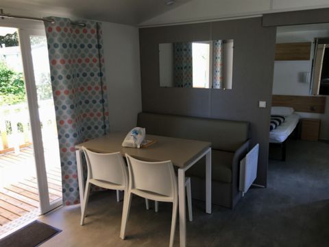 MOBILE HOME 4 people - PMR - 2 BEDROOMS - 4 PEOPLE