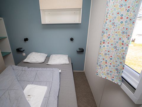 MOBILHOME 4 personnes - Supérieur - 2 chambres + 2 sdb - arrivées du mercredi