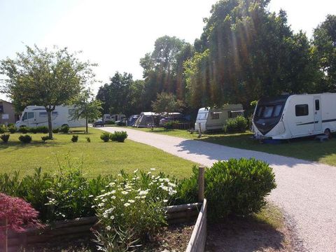 Camping Les Coteaux du Lac - Camping Indre-et-Loire - Image N°6