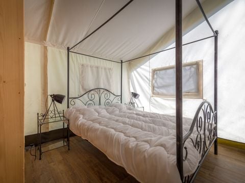 TENT 5 people - Tente Insolite Premium Safari 2 bd. - With sanitary facilities