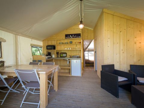 TENT 5 people - Tente Insolite Premium Safari 2 bd. - With sanitary facilities