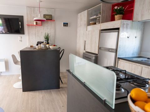 MOBILE HOME 4 people - Cottage Prestige VIP 40m² - 2 bedrooms + television + Terrace