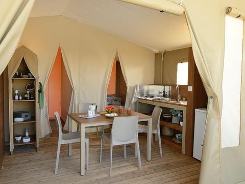 CANVAS AND WOOD TENT 4 people - WOOD LODGE CONFORT without sanitary facilities