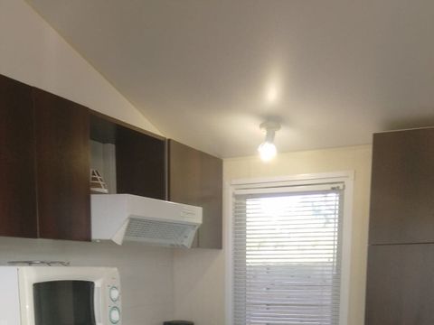MOBILE HOME 4 people - 2 bedrooms - uncovered terrace HOLIDAYS