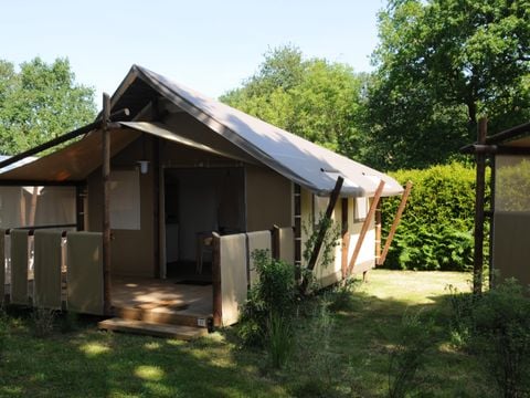 TENT 5 people - LODGE BELLE-ILE CONFORT without sanitary facilities