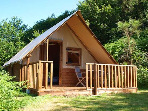 TENTE TOILE ET BOIS 4 personnes - Lodge Breizh Koban CONFORT 19m² (sans sanitaires) (2ch-4pers) + Terrasse semi-couverte 10m²