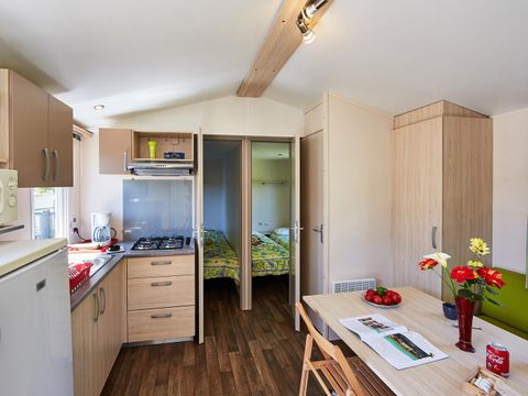 MOBILHOME 7 personnes - Carnac CONFORT 32m² (3ch-6/7pers) + Terrasse couverte + TV Arrivée Mercredi