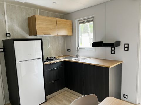 MOBILHOME 6 personnes - CONFORT 27-2 (Mobil-home) - TV, 2 chambres, environ 30m² NOUVEAU 2023 - MAX 4 ADULTES /