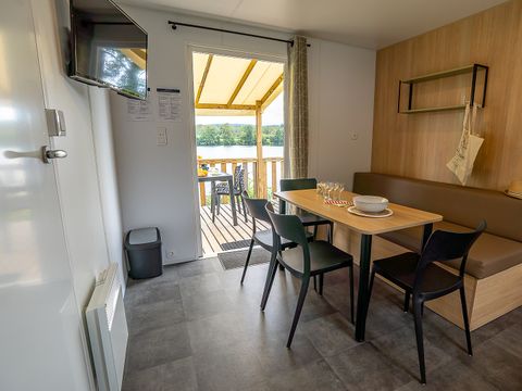 MOBILHOME 4 personnes - Confort 2 Chambres au Bord de l'Eau