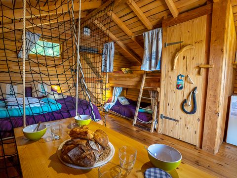 HÉBERGEMENT INSOLITE 4 personnes - Cabane Flottante Ariel 4 pers