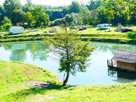 UNUSUAL ACCOMMODATION 4 people - Ariel Floating Cabin