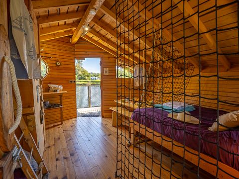 HÉBERGEMENT INSOLITE 4 personnes - Cabane Flottante Ariel 4 pers