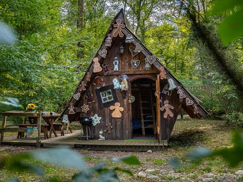 UNUSUAL ACCOMMODATION 3 people - Witch Hut