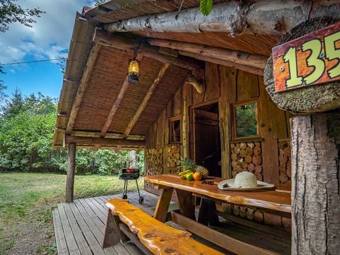 UNUSUAL ACCOMMODATION 6 people - Woodcutter's hut