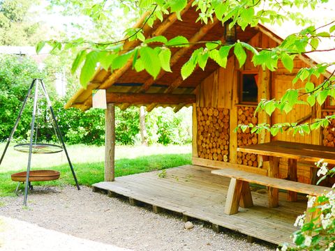 HÉBERGEMENT INSOLITE 6 personnes - Cabane Bûcheron 6 pers