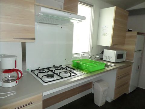 MOBILHOME 4 personnes - PMR 30m² - 2 chambres (accessible personne à mobilité réduite)