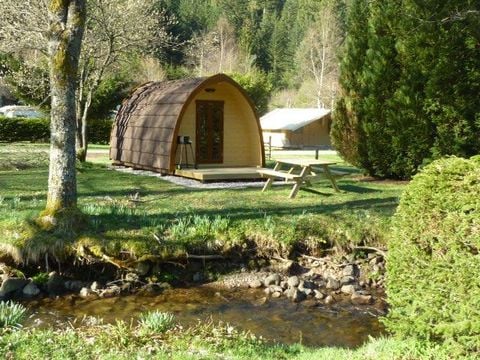 UNUSUAL ACCOMMODATION 2 people - ECO-POD hut 6m² + terrace - without sanitary facilities - 2015