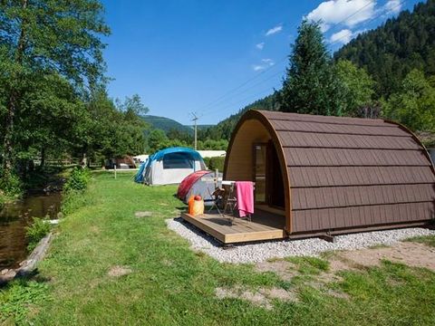 UNUSUAL ACCOMMODATION 2 people - ECO-POD hut 6m² + terrace - without sanitary facilities - 2015