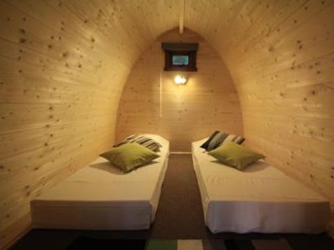 UNUSUAL ACCOMMODATION 2 people - ECO-POD hut 6m² + terrace - without sanitary facilities - 2015