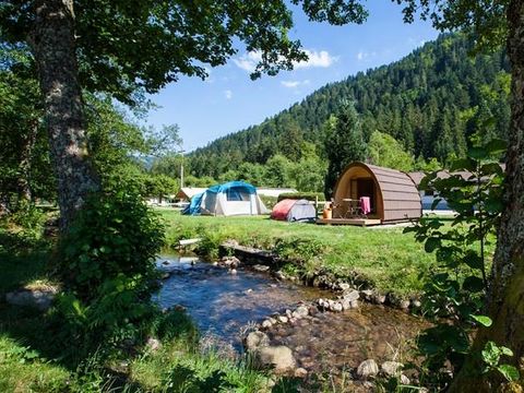 UNUSUAL ACCOMMODATION 2 people - ECO-POD hut 6m² + terrace - without sanitary facilities - 2015