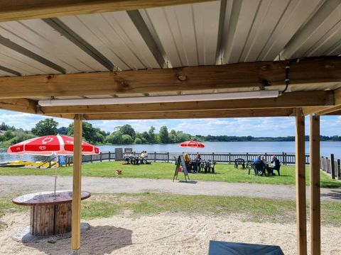 Camping Les Rives du Lac - Camping Ille-et-Vilaine