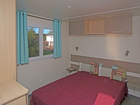 MOBILHOME 2 personnes - 1 chambre avec terrasse