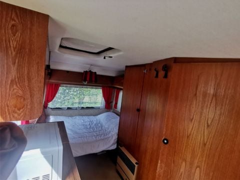 CARAVANE 2 personnes - 6 m² sans sanitaires