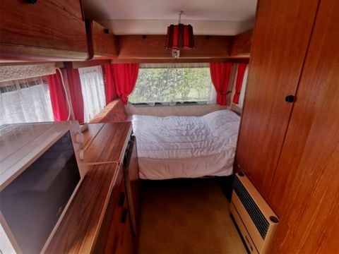 CARAVANE 2 personnes - 6 m² sans sanitaires