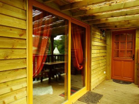 CHALET 2 people - Cabane de D'JO (Wooden bath, View of ponds & field)