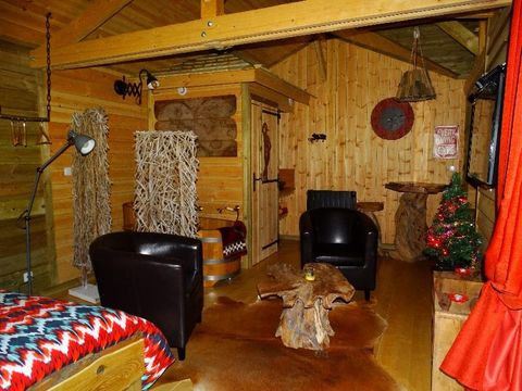 CHALET 2 people - Cabane de D'JO (Wooden bath, View of ponds & field)