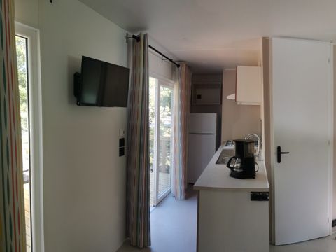 MOBILE HOME 4 people - Standard 26m² - 2 bedrooms + Terrace + TV + Air conditioning