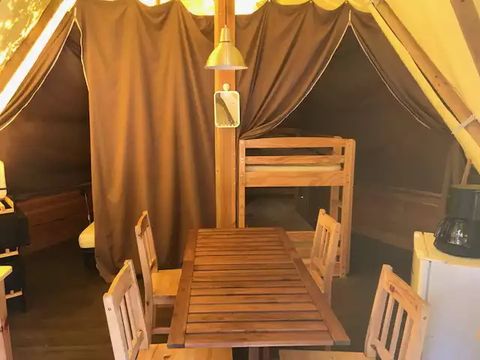 TENT 4 people - Standard Tipi 12m² - 2 bedrooms (without bathroom) + Terrace