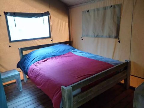 CANVAS AND WOOD TENT 4 people - Safari Confort 27m² - 2 bedrooms + covered terrace