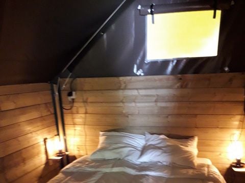 CANVAS AND WOOD TENT 4 people - ECOLODGE TOILE DE SAVEL (WITHOUT SANITARY FACILITIES)