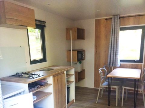 MOBILHOME 4 personnes - Cabane (sans sanitaires) TITHOME