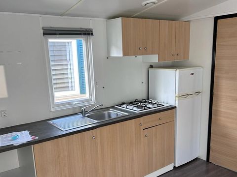 MOBILE HOME 5 people - Comfort +4 people 2 bedrooms: max 4 adults and 1 child l (with air conditioning)