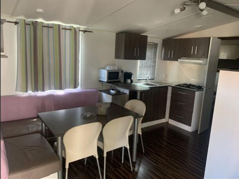 MOBILE HOME 6 people - Comfort + 3 bedrooms (with air conditioning)