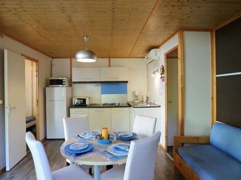 CHALET 4 people - Chalet Category B (Saturday/Saturday) -