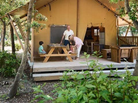 TENTE TOILE ET BOIS 5 personnes - POPULONIA