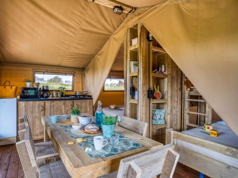 CANVAS AND WOOD TENT 5 people - Lodge (without sanitary facilities)