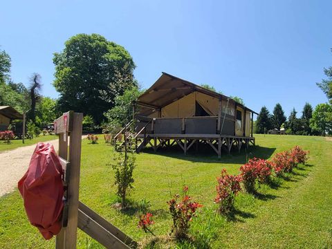 Camping Ushuaïa Villages Le Domaine Du Bois Coquet - Camping Dordogne