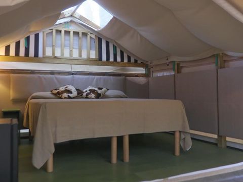 CANVAS AND WOOD TENT 2 people - Mini Lodge - without sanitary facilities