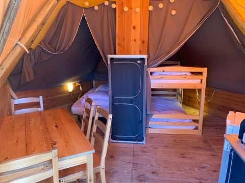 UNUSUAL ACCOMMODATION 4 people - Tipi (without sanitary facilities)