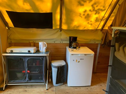 CANVAS AND WOOD TENT 5 people - The Amazon (without sanitary facilities)