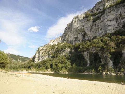 Camping La Rouviere - Camping Ardèche