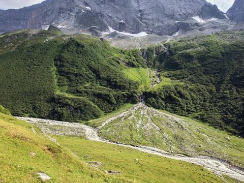 Résidence Les Chalets du Praz - Camping Savoie - Image N°2