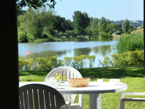 Camping Village Chalets D'Objat - Camping Corrèze