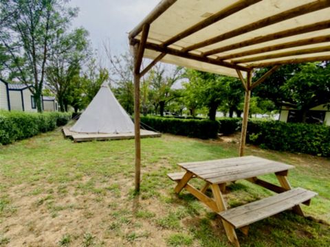 TENTE TOILE ET BOIS 4 personnes - Tipi Indiana